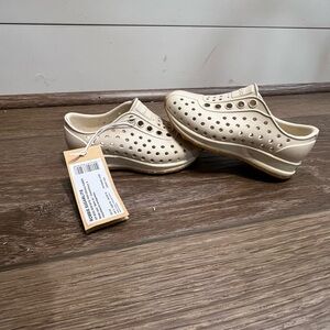 Native Robbie Sugarlite Shoes